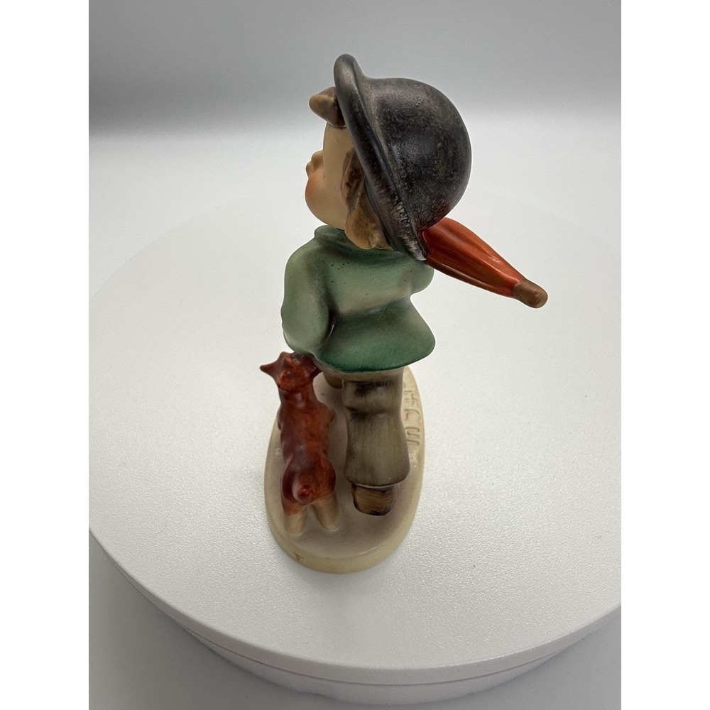 Vintage HUMMEL GOEBEL Figurine #5 "Strolling Along" TMK 5 - 5" Tall - Picture 4 of 5